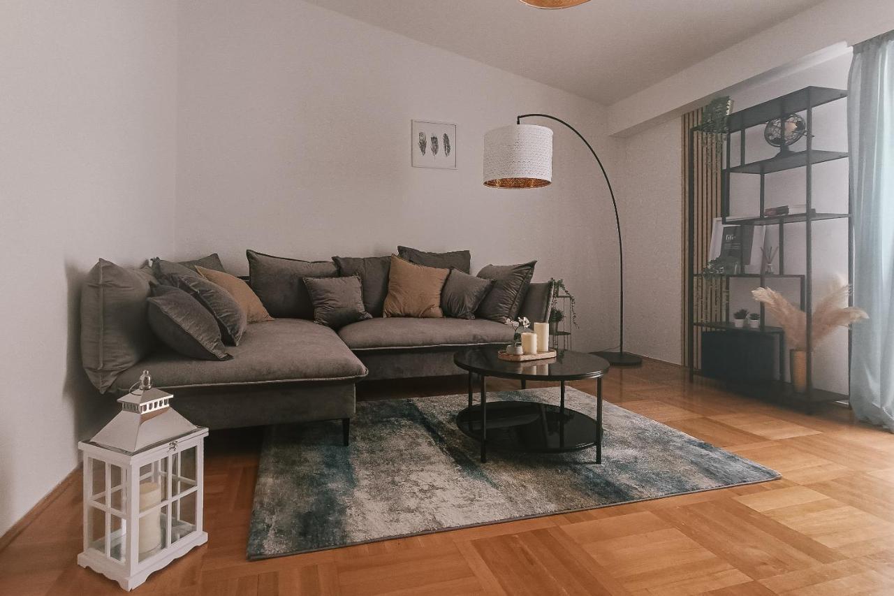 Formin - Lux Apartment Zara Esterno foto
