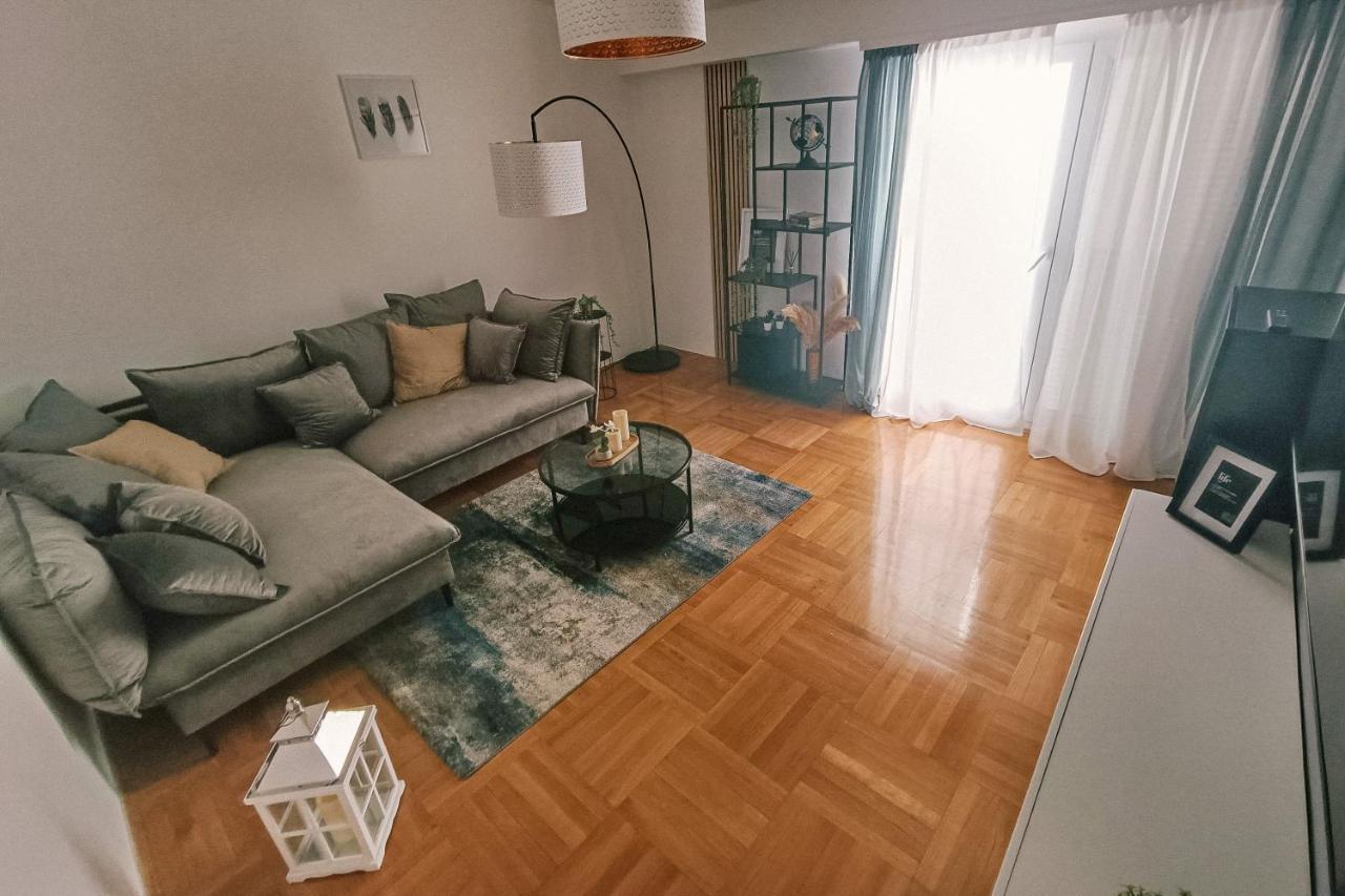 Formin - Lux Apartment Zara Esterno foto