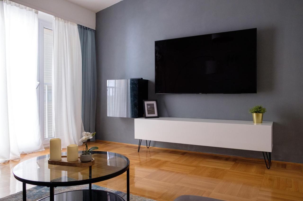 Formin - Lux Apartment Zara Esterno foto